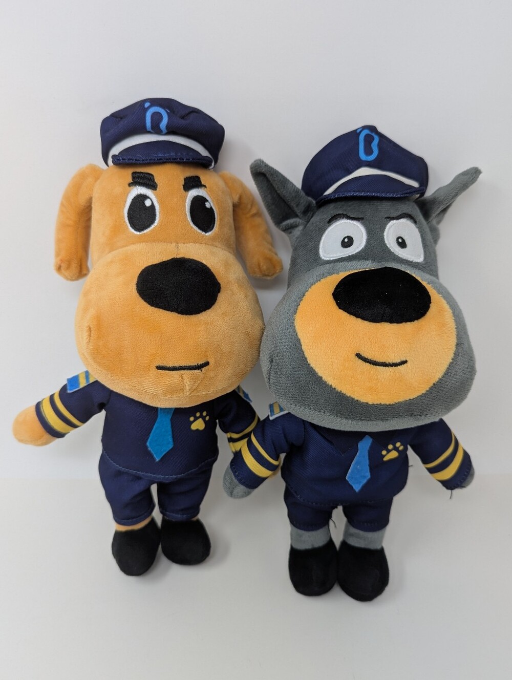 Sheriff Labrador Plush Dogs